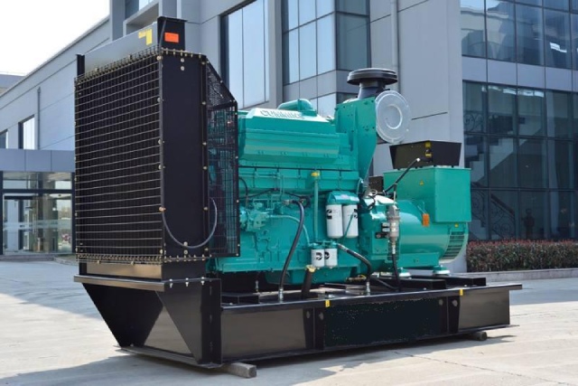 Máy phát điện Cummins 450kVA C450D5 được ứng dụng trong nhiều lĩnh vực
