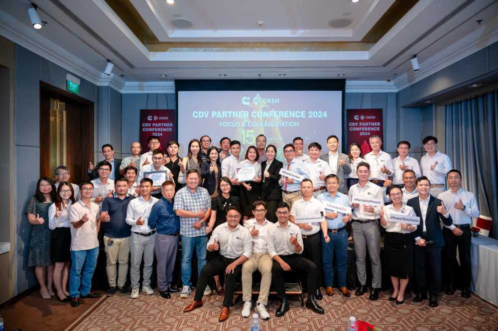 Công ty TNHH thiết bị công nghệ Bình Minh đã chính thức ký kết hợp tác và tiếp nhận phân phối toàn quyền mọi dòng máy Cummins công suất dưới 550kVA từ Cummins DKSH Việt Nam