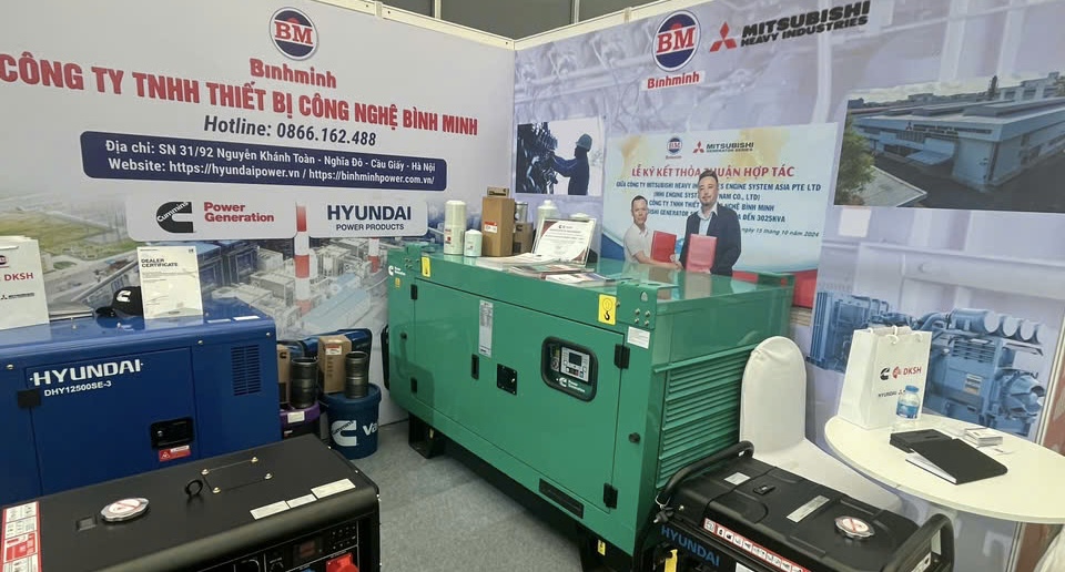 trien-lam-mua-thu-2025